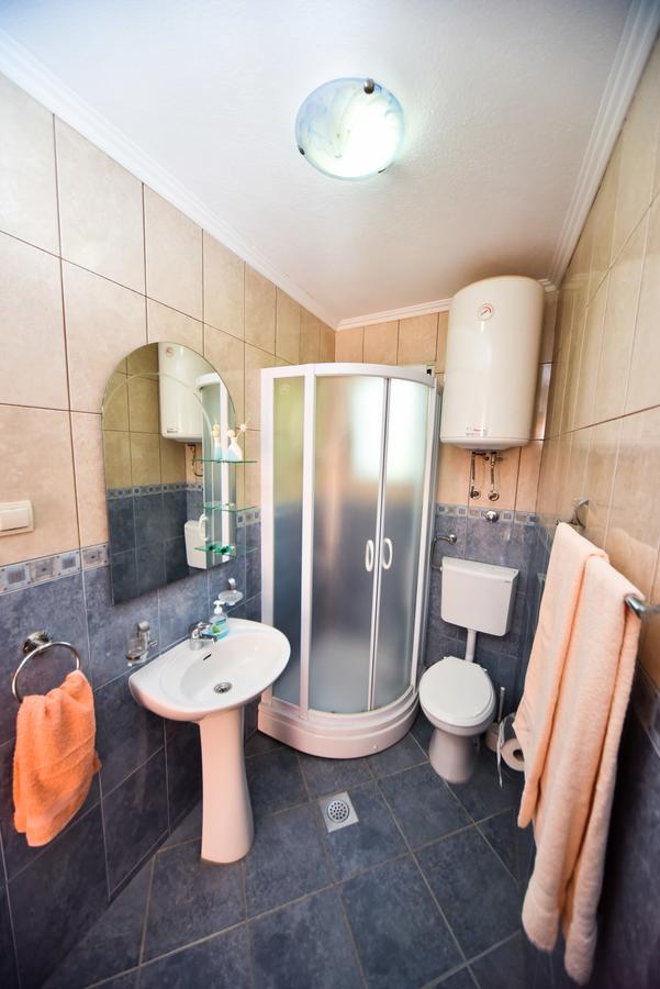Apartmani Stanisic تْساني المظهر الخارجي الصورة