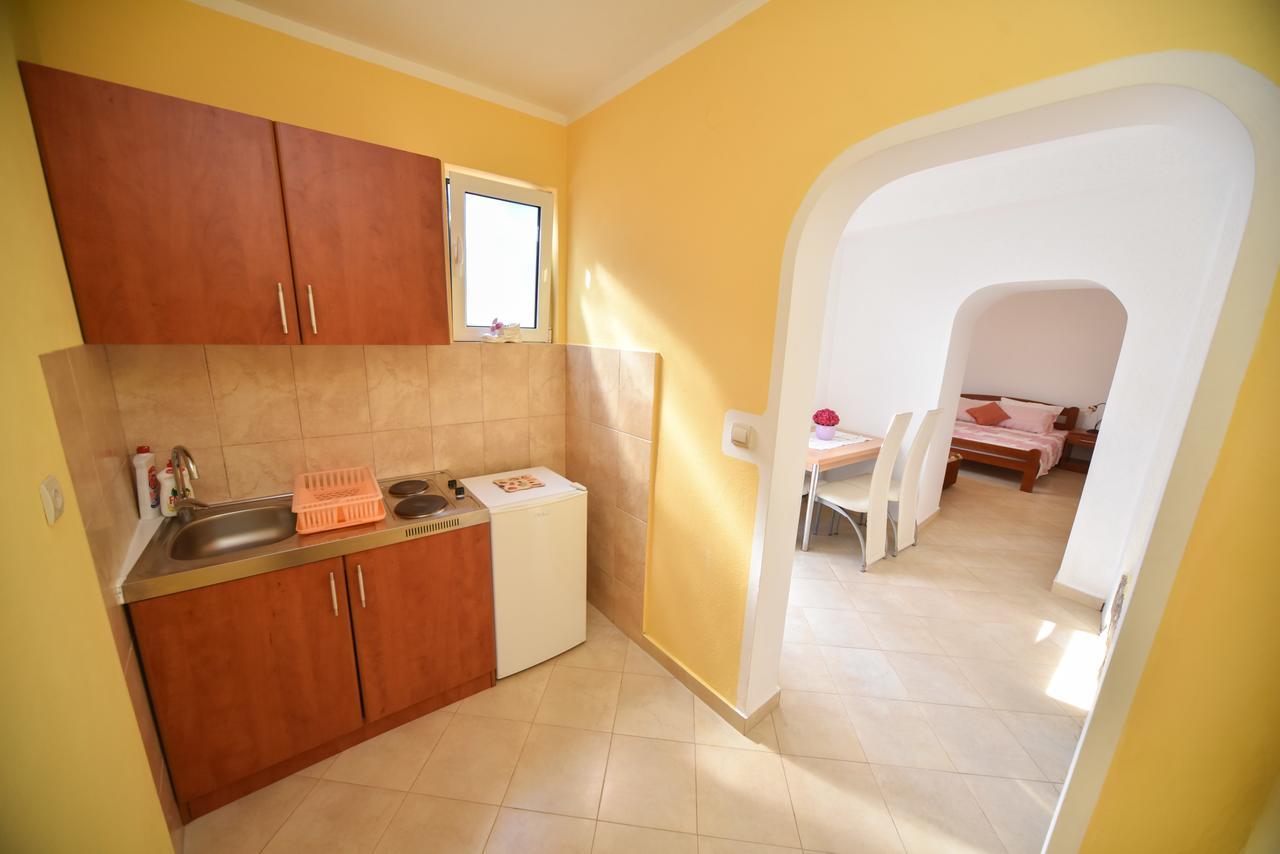 Apartmani Stanisic تْساني المظهر الخارجي الصورة