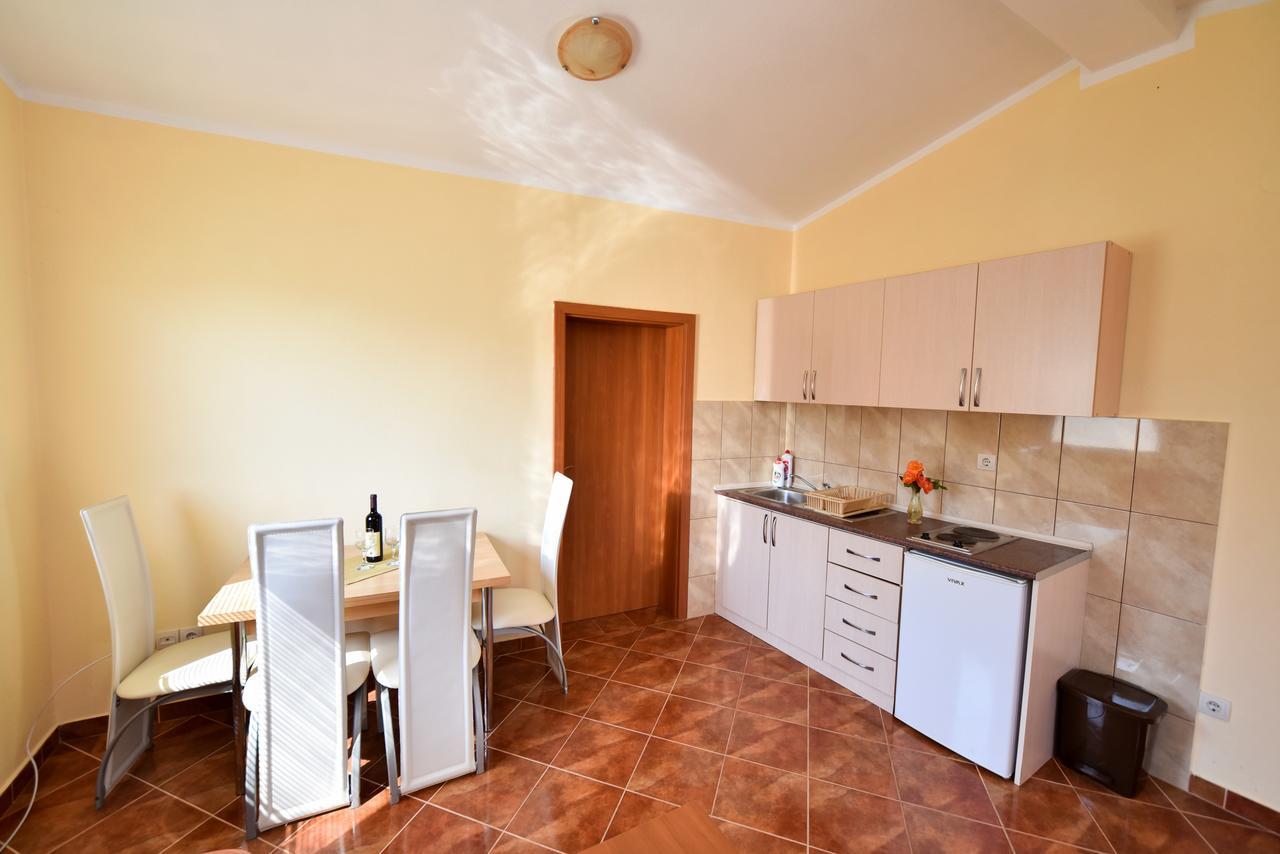 Apartmani Stanisic تْساني المظهر الخارجي الصورة