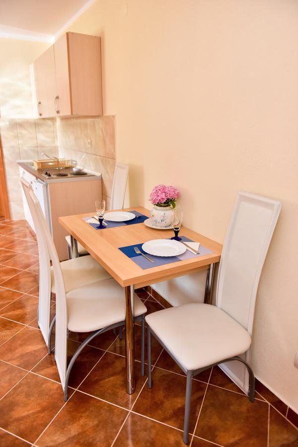 Apartmani Stanisic تْساني المظهر الخارجي الصورة