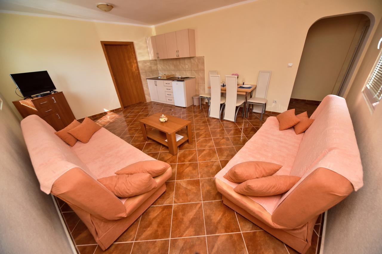 Apartmani Stanisic تْساني المظهر الخارجي الصورة